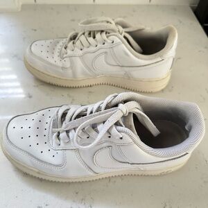 Nike Air Force One Size 8 women’s